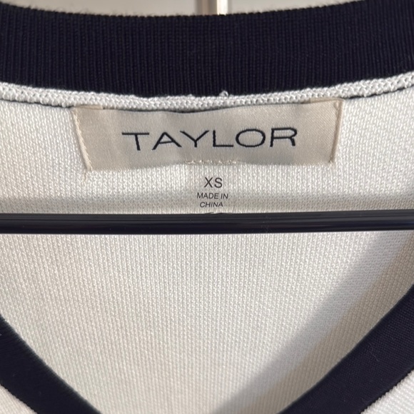 Taylor Black and White Sweater Dress size xs NWT - Picture 2 of 6